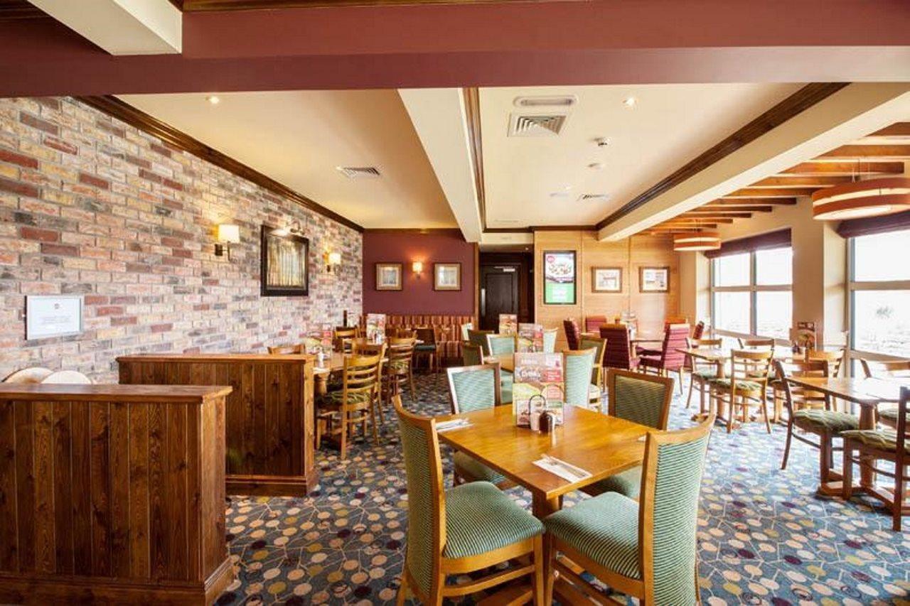 Premier Inn Barrow In Furness Esterno foto